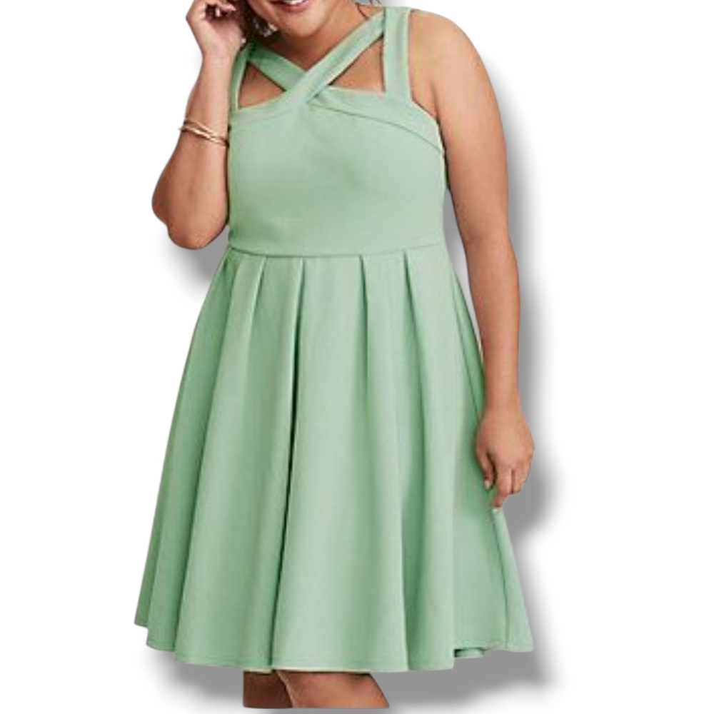 Torrid Textured Criss Cross Neckline Mint Green Sleeveless Knee Length Dress 3